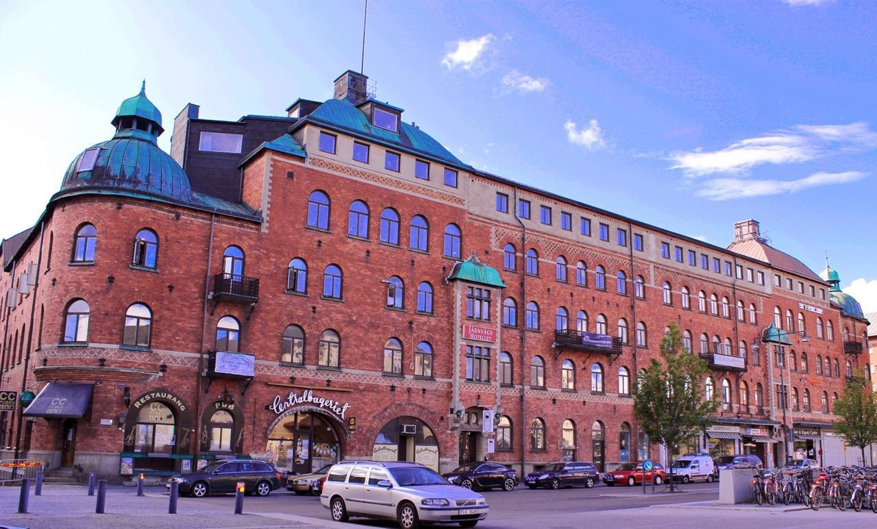 Jaernvaegshotellet Йевле Екстериор снимка